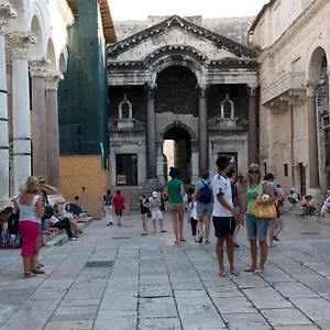 Vestibul , Split Croatia